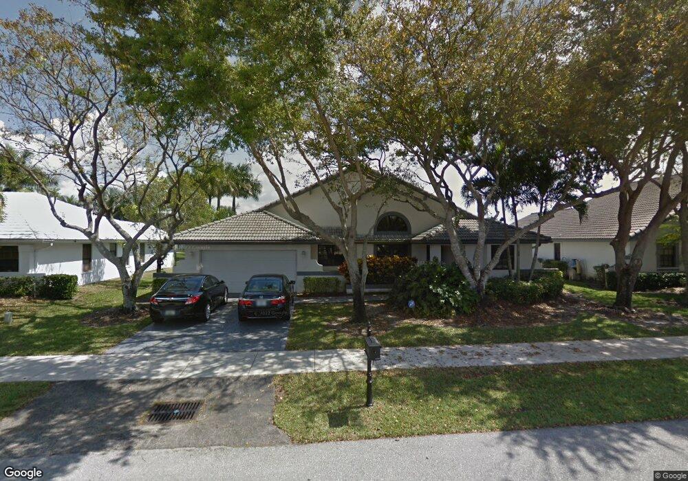 2910 Old Orchard Rd, Davie, FL 33328 - photo 1