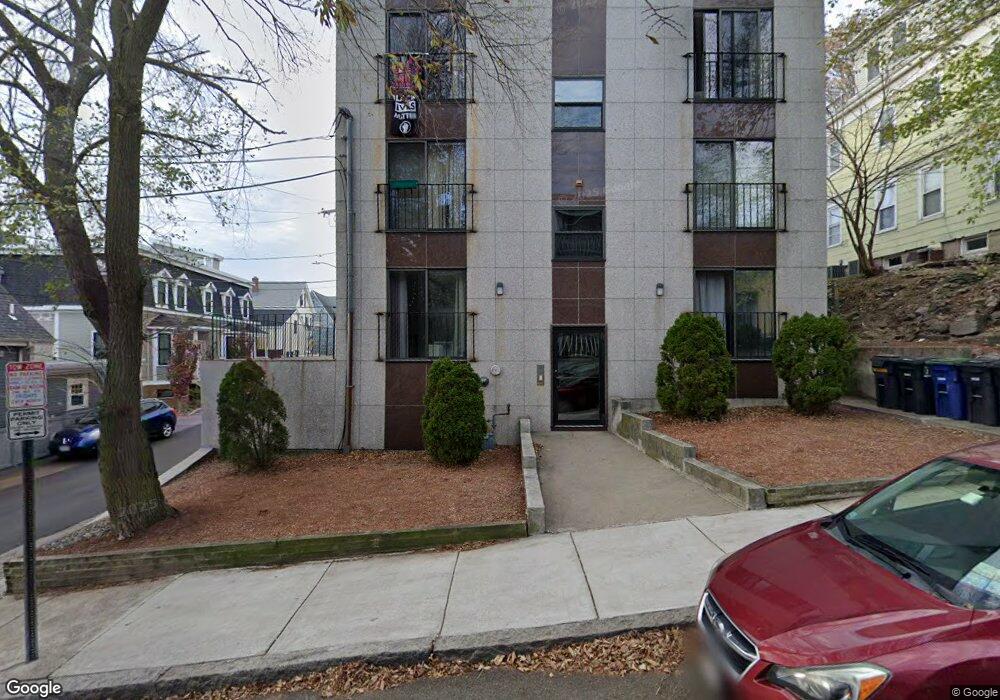 43 Pitman St unit 302, Somerville, MA 02143 - photo 1