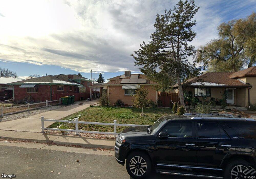 2045 Nome St, Aurora, CO 80010 - photo 1