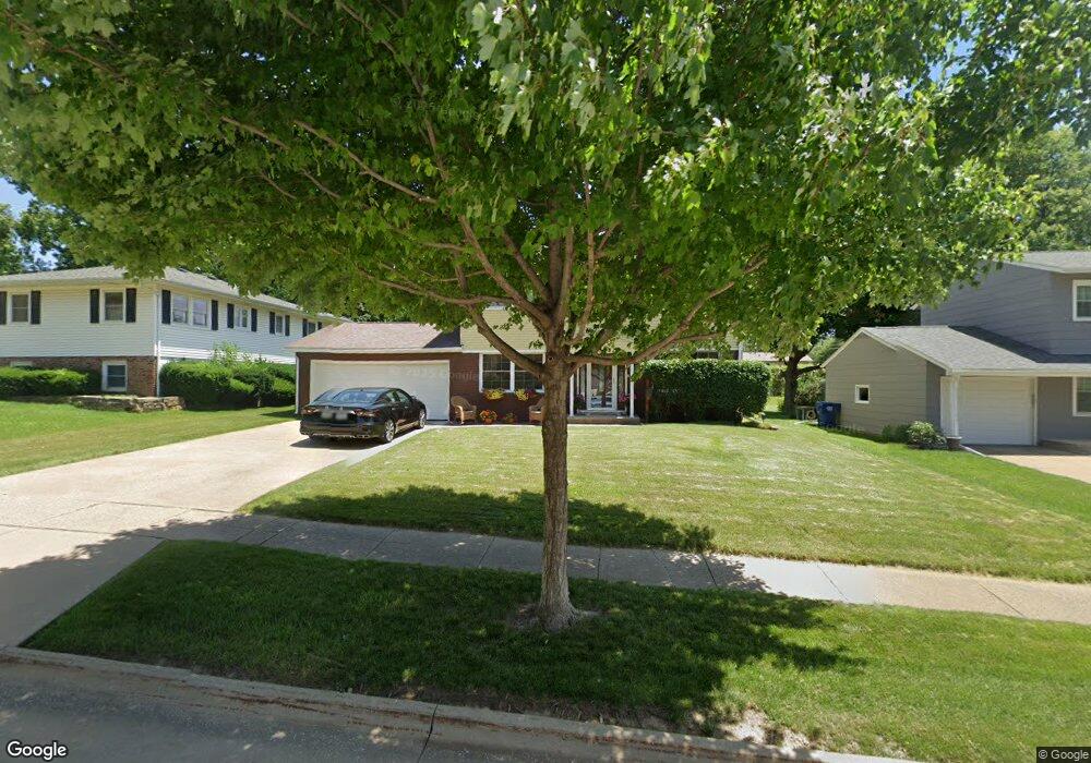 3303 Forest Rd, Davenport, IA 52807 - photo 1