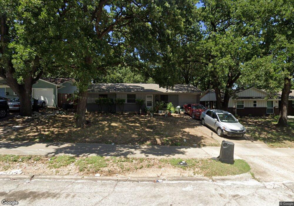 2429 Avis St, Mesquite, TX 75149 - photo 1