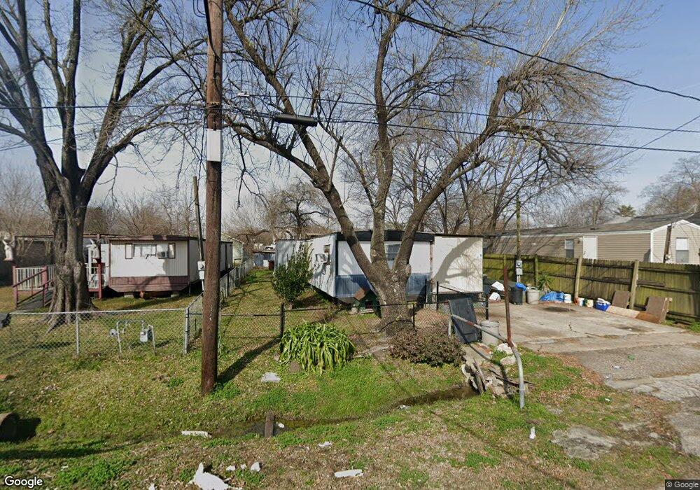 13715 Laredo St, Houston, TX 77015 - photo 1