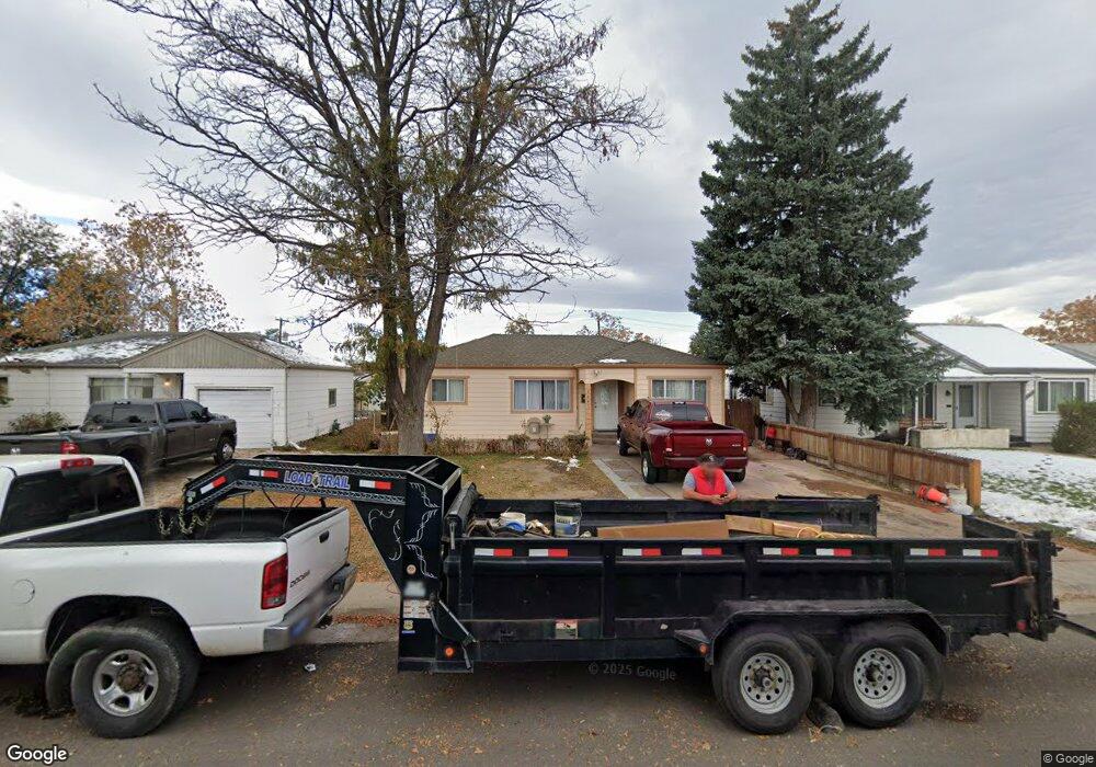 1641 Macon St, Aurora, CO 80010 - photo 1