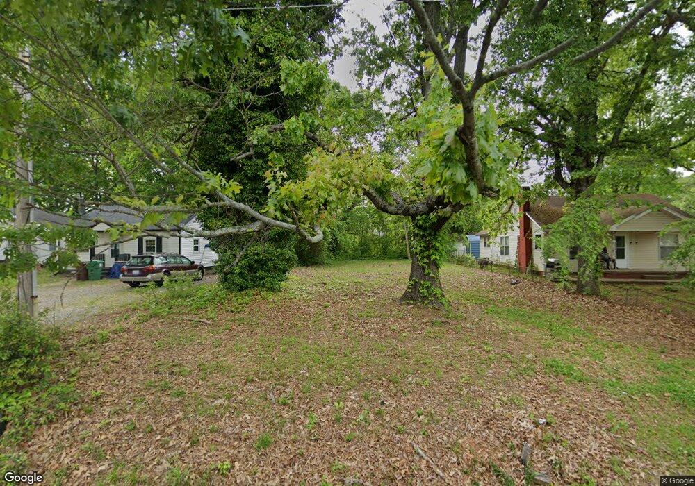 402 Hickory Chapel Rd, High Point, NC 27260 - photo 1