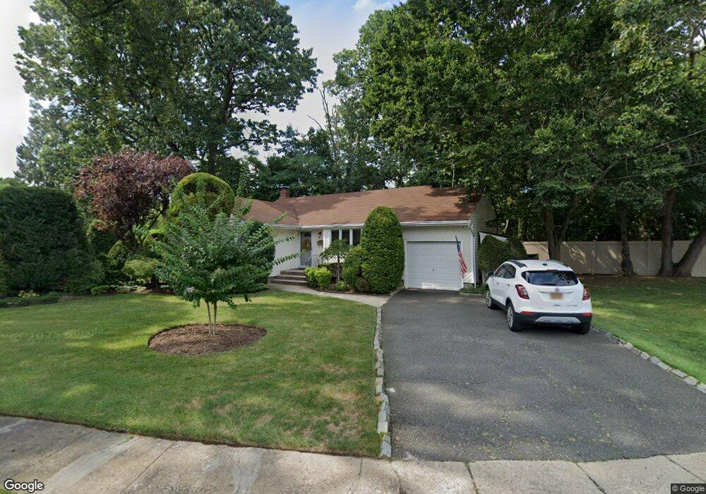 19 Audrey Ct, Malverne, NY 11565 - photo 1