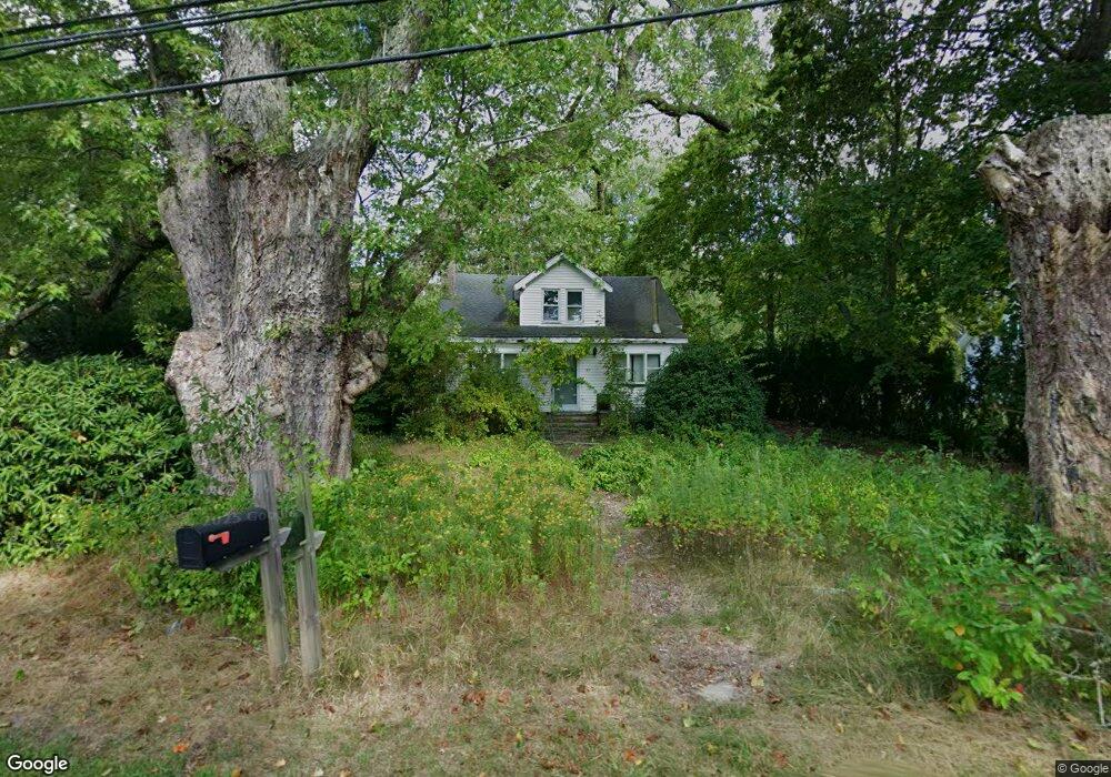 11 Green St, Carver, MA 02330 - photo 1