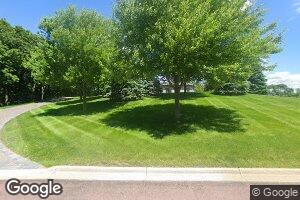 20 Trail Dr, Mankato, MN 56001