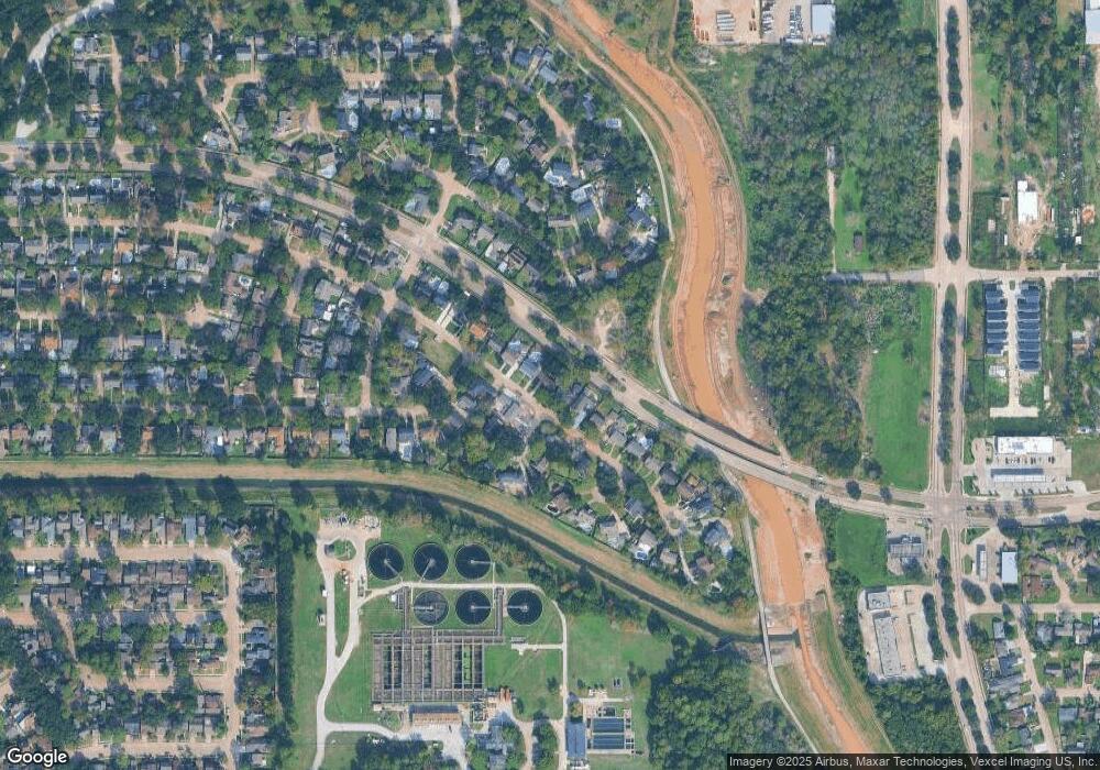 4802 Bayou Vista Dr, Houston, TX 77091 - photo 1