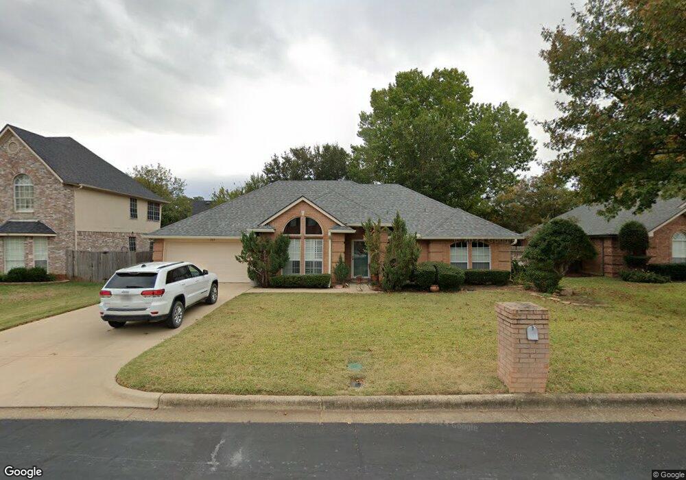 705 Crystal Ln, Hurst, TX 76054 - photo 1
