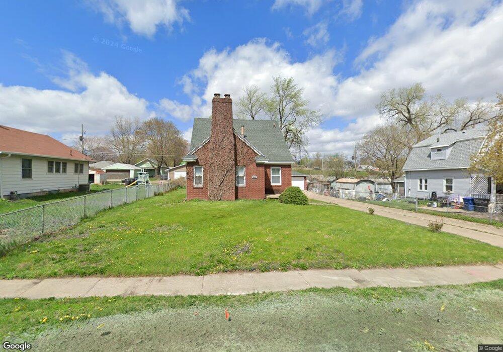 3601 Center St, Des Moines, IA 50312 - photo 1