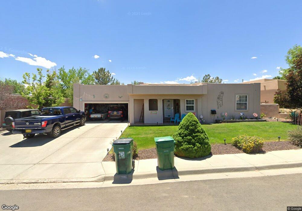 701 Sunrise Ct, Farmington, NM 87401 - photo 1