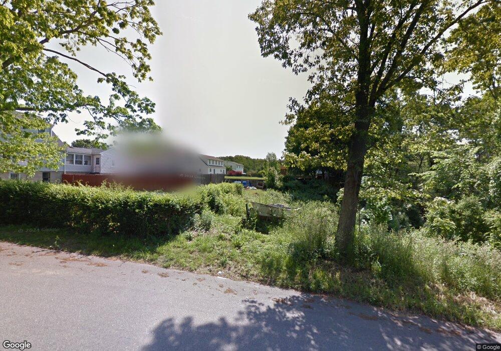 8 Argyle Dr, Westerly, RI 02891 - photo 1