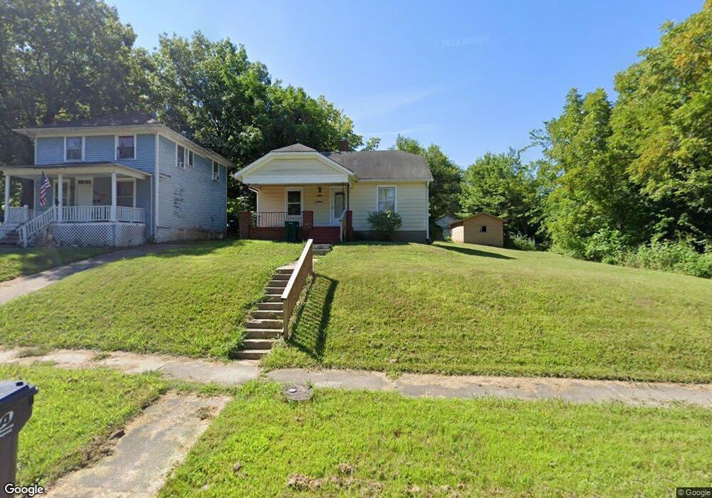 1030 Bond St, Moberly, MO 65270 - photo 1