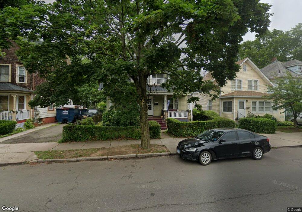 1241 Townsend Ave, New Haven, CT 06513 - photo 1