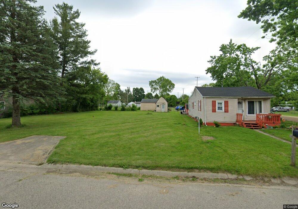 1385 W Downey Ave, Flint, MI 48505 - photo 1