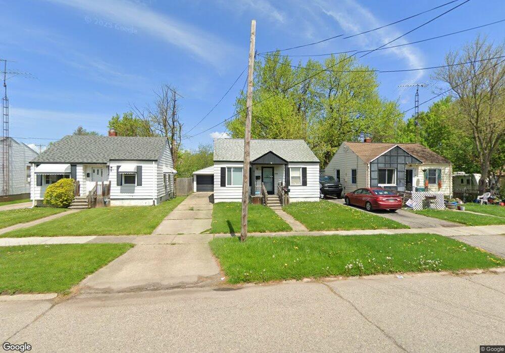 3714 Hogarth Ave, Flint, MI 48532 - photo 1