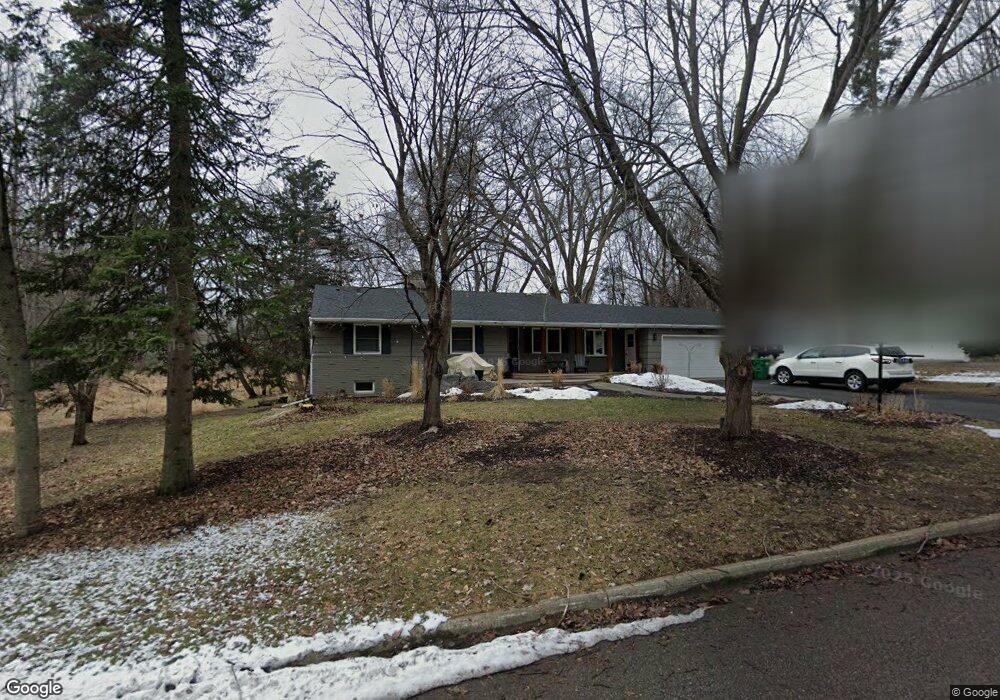 16823 Patricia Ln, Minnetonka, MN 55345 - photo 1