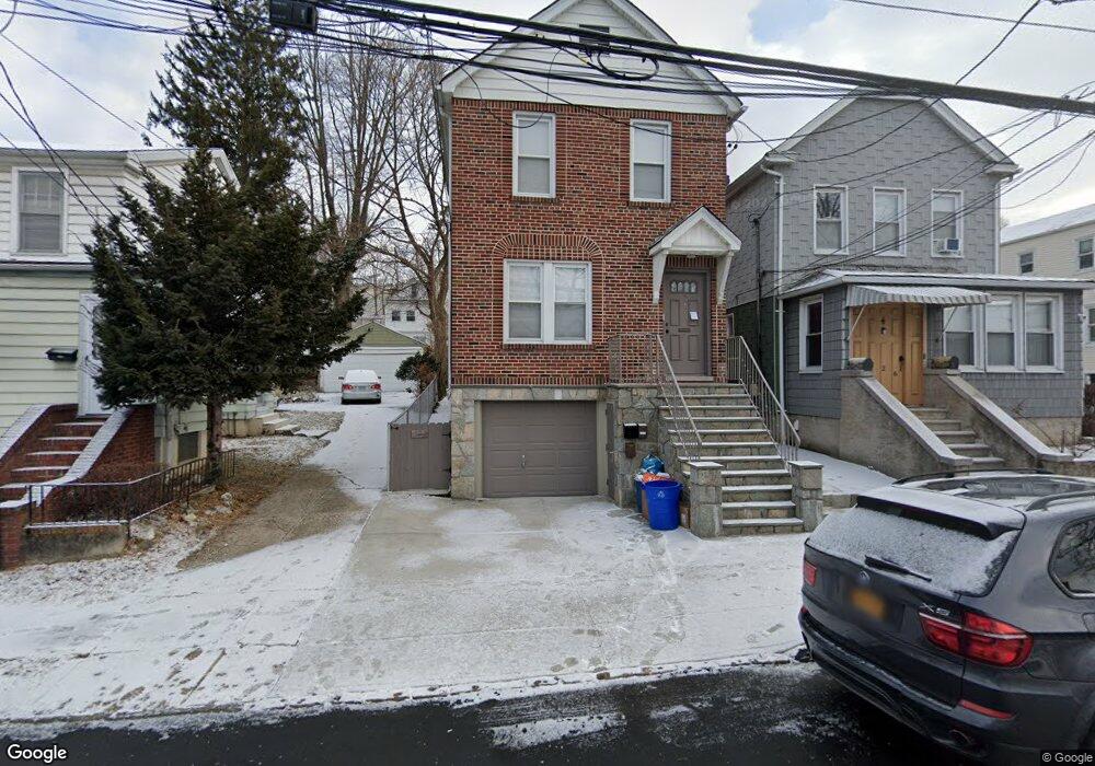 128 King Ave, Yonkers, NY 10704 - photo 1