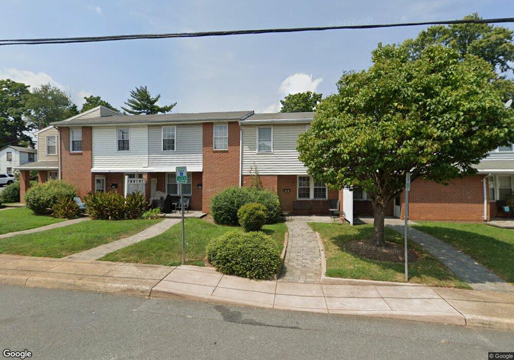 909 Forest St, Charlottesville, VA 22903 - photo 1