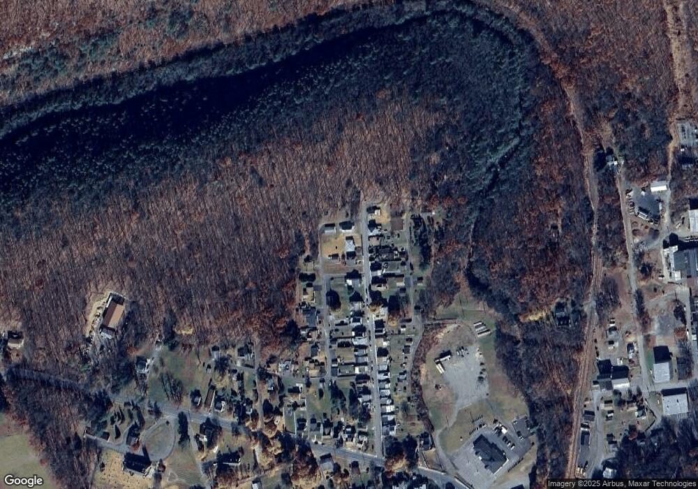 236 Lauderburn Ave, Weatherly, PA 18255 - photo 1