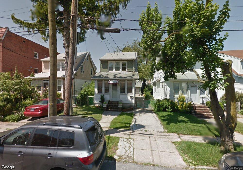 5940 156th St unit 2nd Fl, Flushing, NY 11355 - photo 1