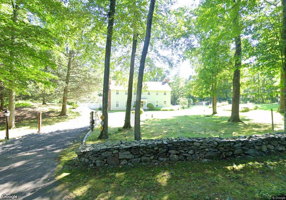 54 Wayside Ln, Redding, CT 06896 - photo 1