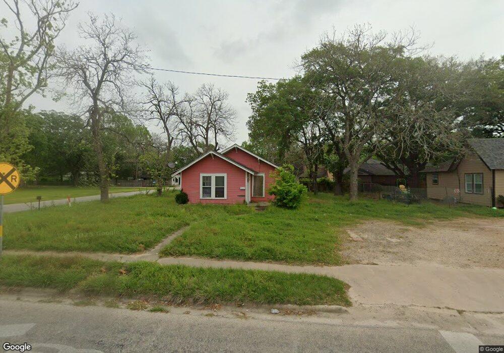 2803 Avenue F, Bay City, TX 77414 - photo 1