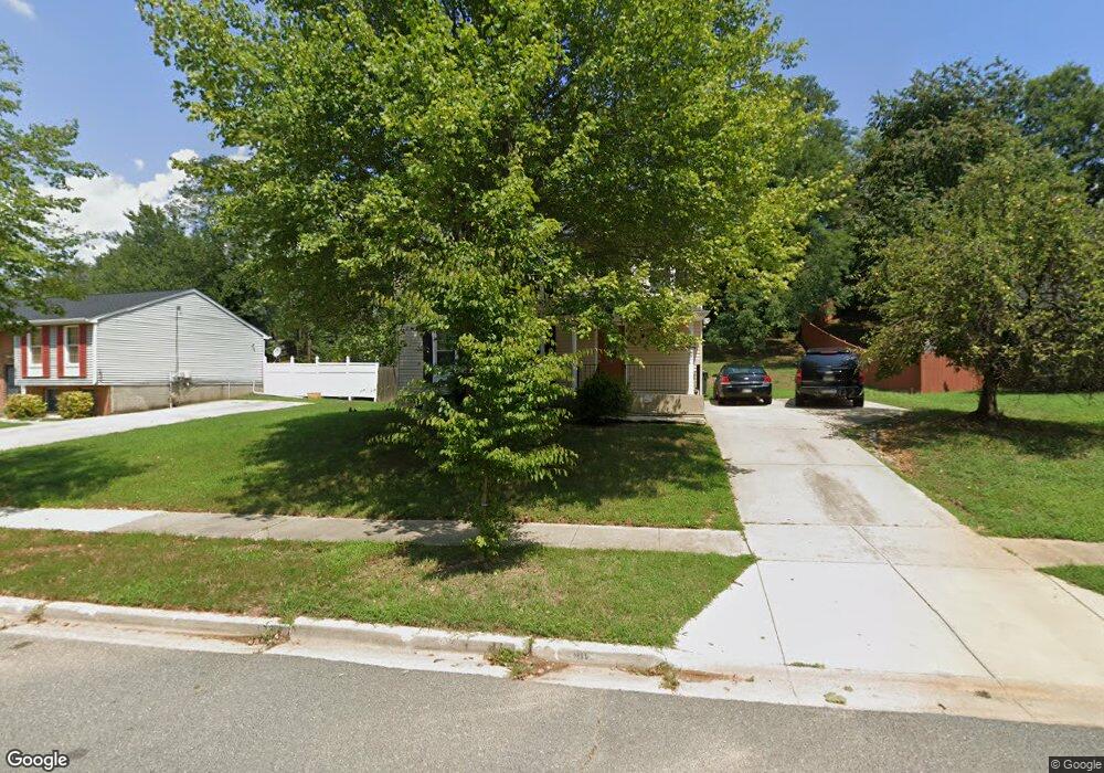 812 Lira Dr, Fort Washington, MD 20744 - photo 1