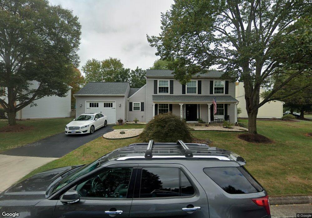 12805 Gatepost Ct, Herndon, VA 20171 - photo 1