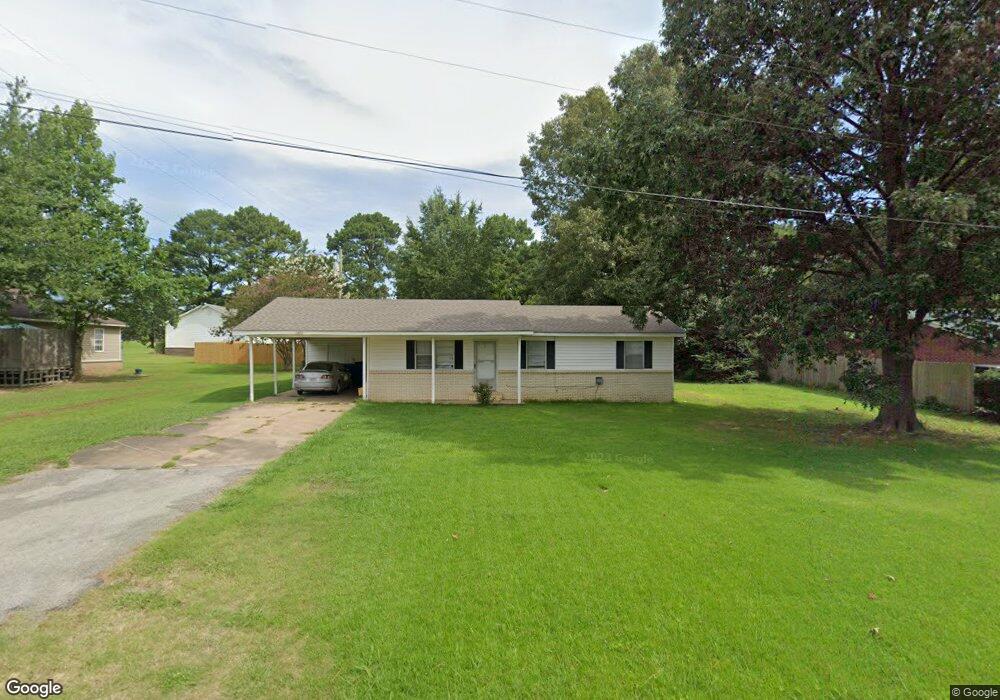 1002 Darlene Dr, Jonesboro, AR 72401 - photo 1
