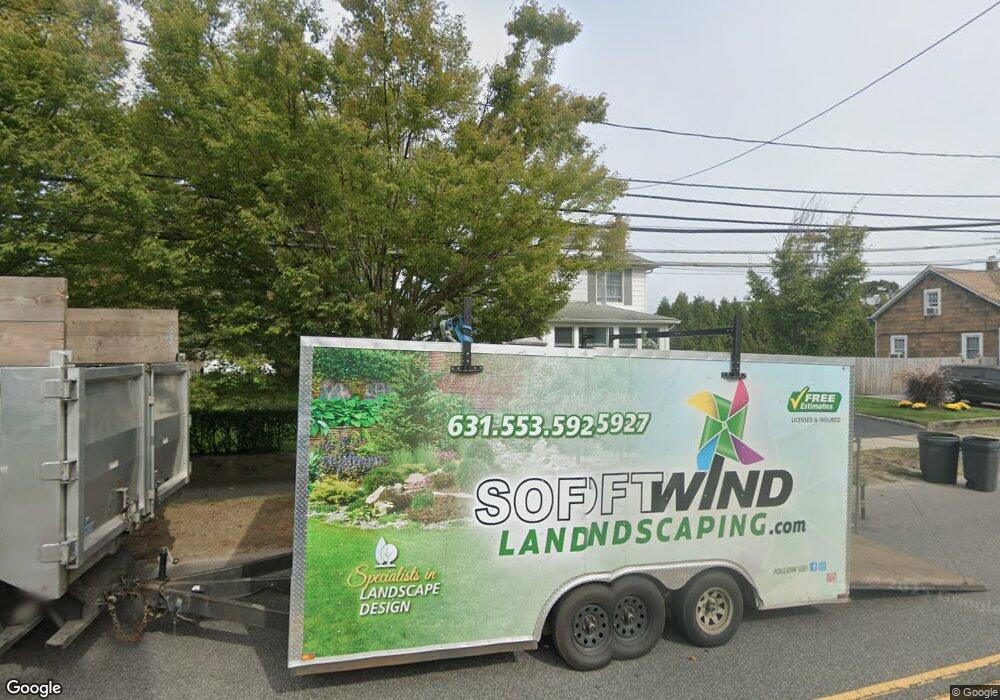 477 Moffitt Blvd, Islip, NY 11751 - photo 1