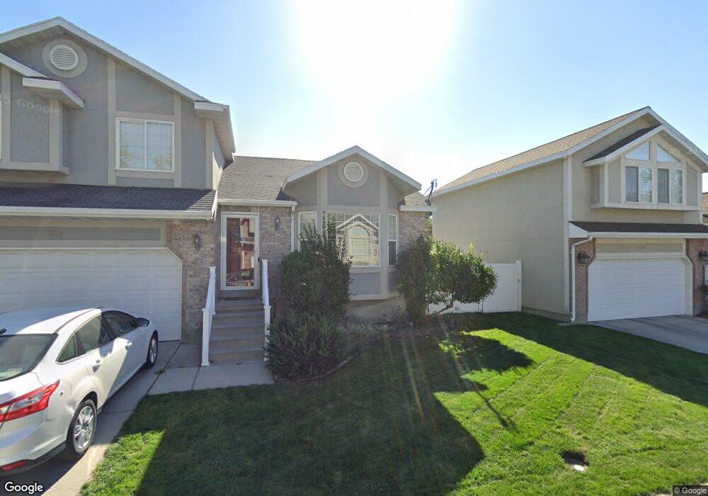 733 E Bogart Ct Ln S unit 110, Midvale, UT 84047 - photo 1