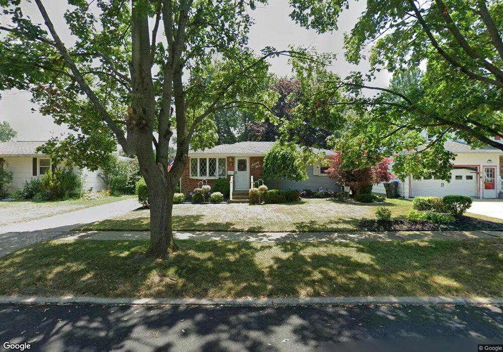 73 Dale Dr, North Tonawanda, NY 14120 - photo 1