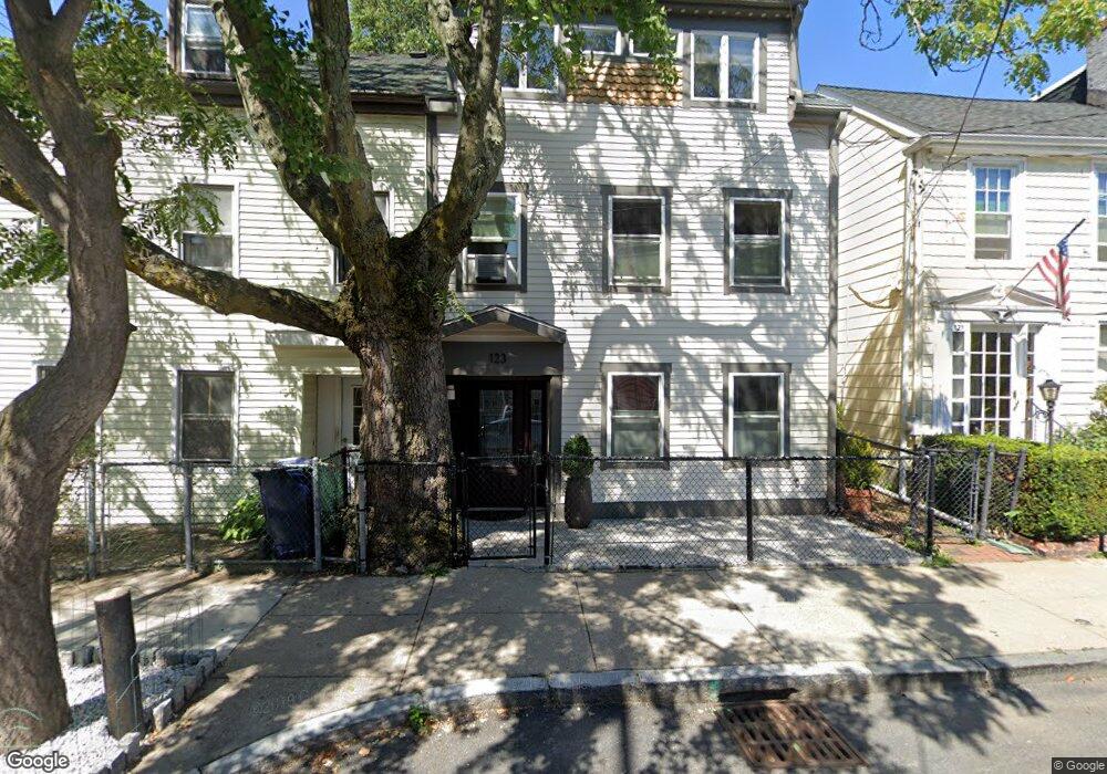 123 Bartlett St, Charlestown, MA 02129 - photo 1