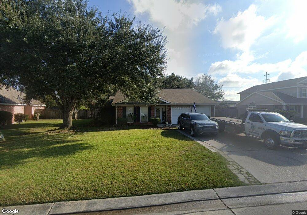 3032 Meadow Lake Dr W, Slidell, LA 70461 - photo 1