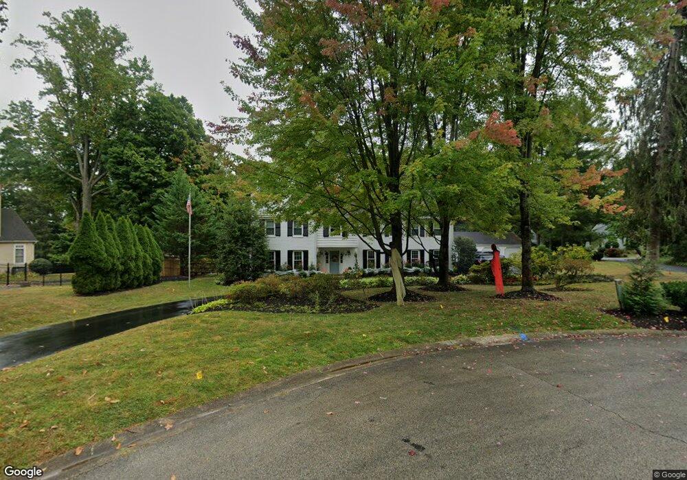 521 Fox Run Ln, Bryn Mawr, PA 19010 - photo 1