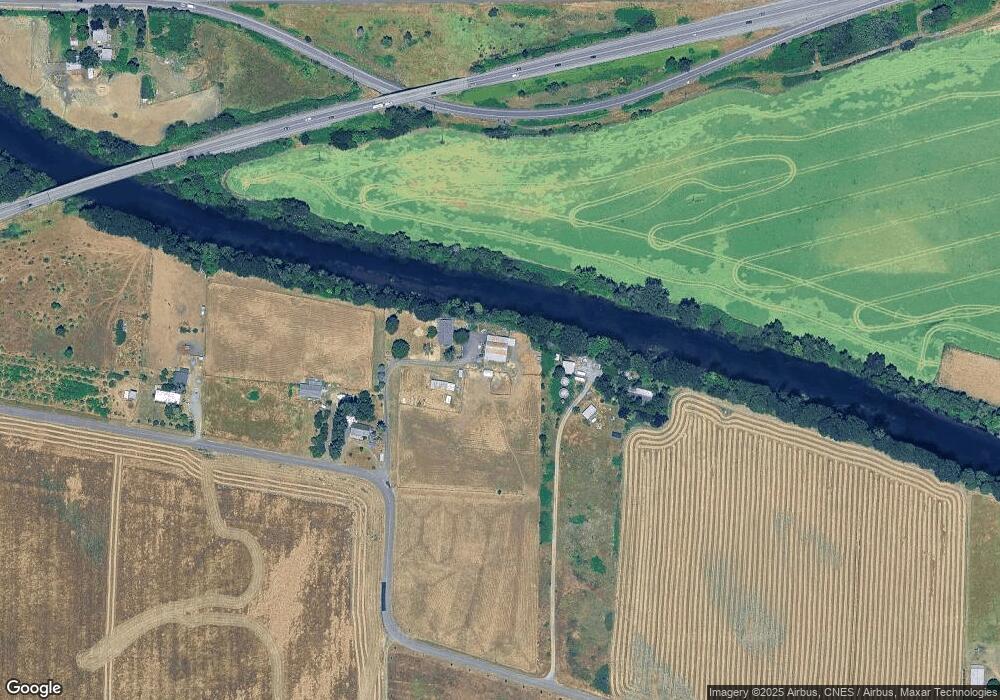 25100 SW Loganberry Ln, Sheridan, OR 97378 - photo 1