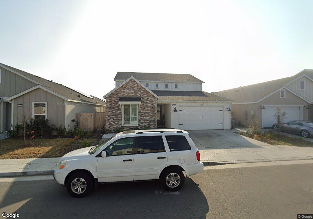 6439 E Ramona Way, Fresno, CA 93727 - photo 1