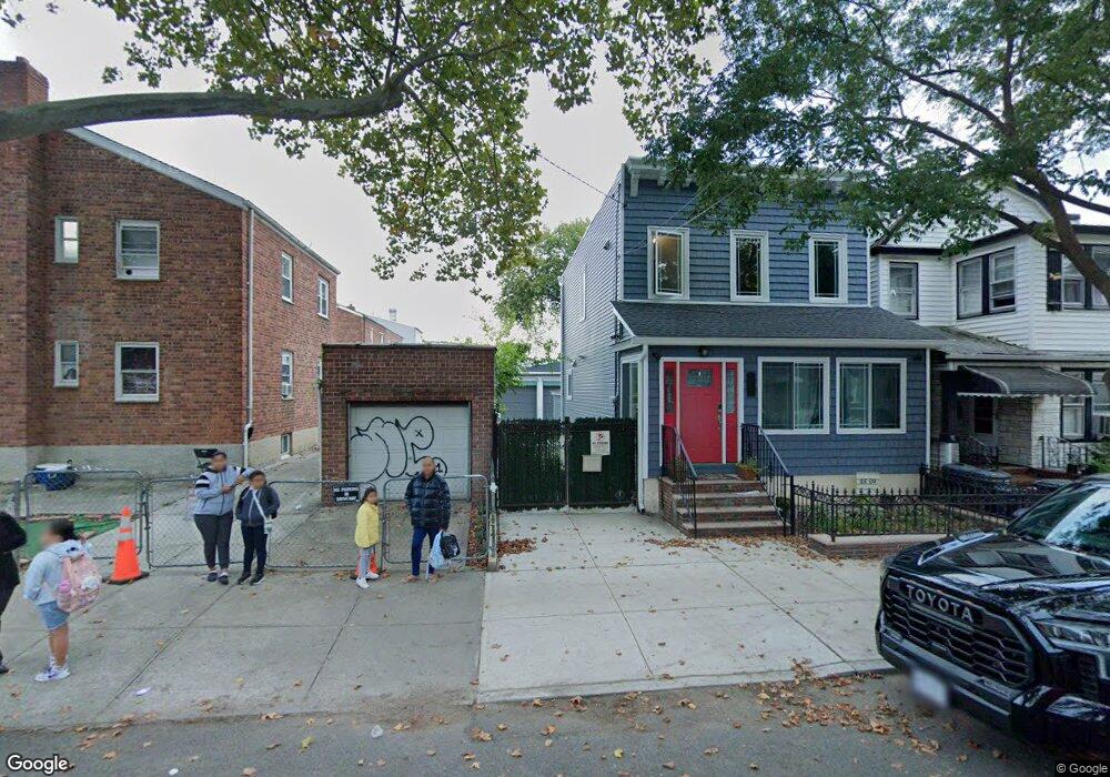 8809 78th St, Woodhaven, NY 11421 - photo 1