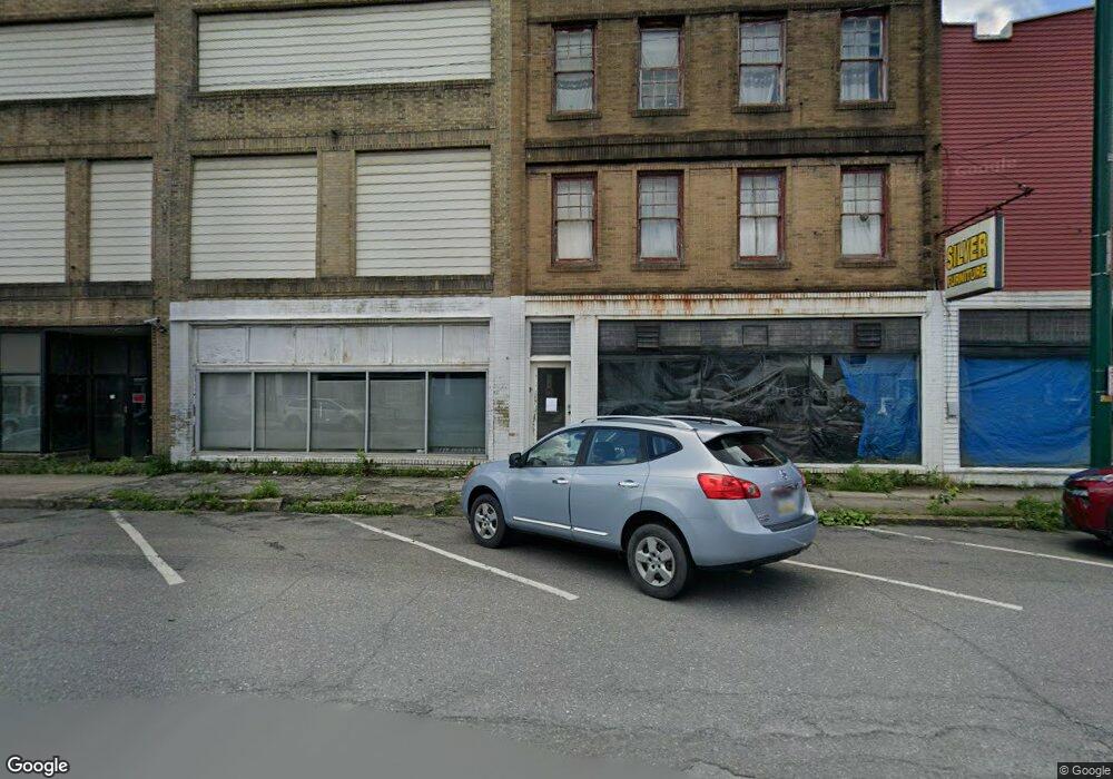 18 E Ridge St, Lansford, PA 18232 - photo 1