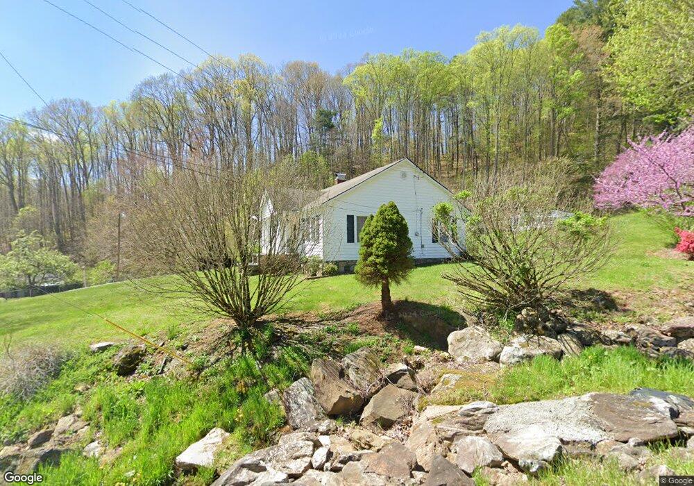 485 Mathis Rd, Burnsville, NC 28714 - photo 1