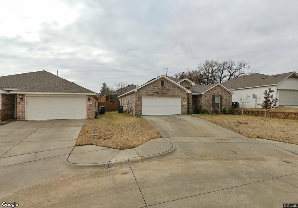 525 Adams Ct, Weatherford, TX 76085 - photo 1