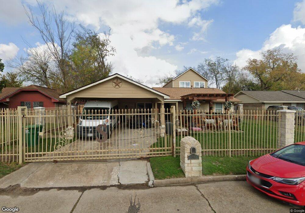 1342 Tarberry Rd, Houston, TX 77088 - photo 1