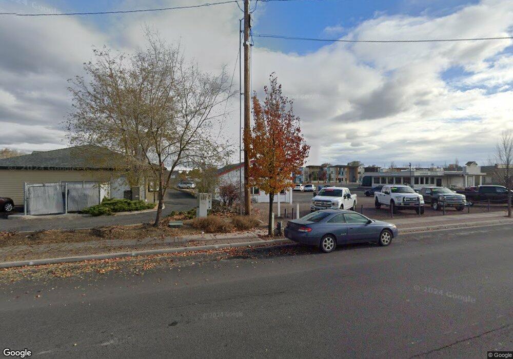 788 NW 6th St, Redmond, OR 97756 - photo 1