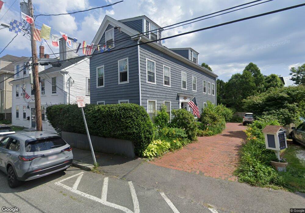 13 Darling St, Marblehead, MA 01945 - photo 1