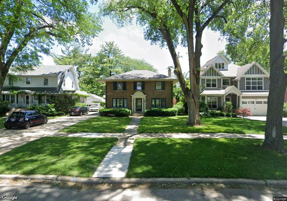 846 N Webster St, Naperville, IL 60563 - photo 1