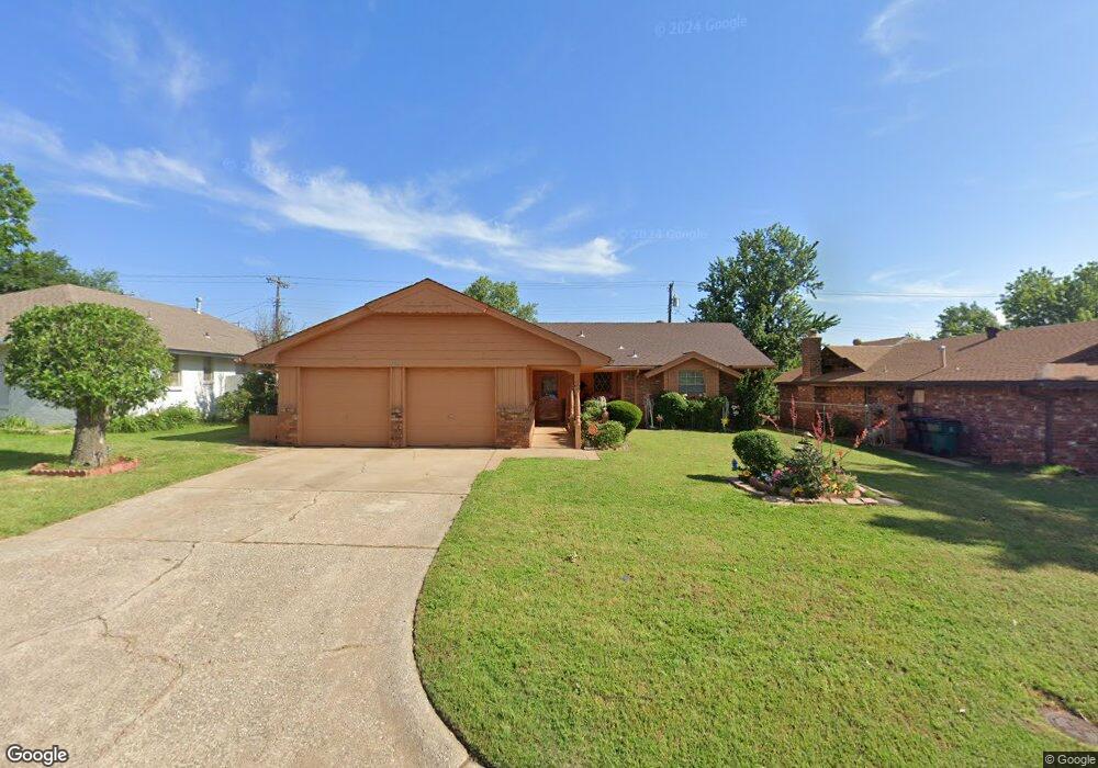 4633 Eastman Dr, Oklahoma City, OK 73122 - photo 1