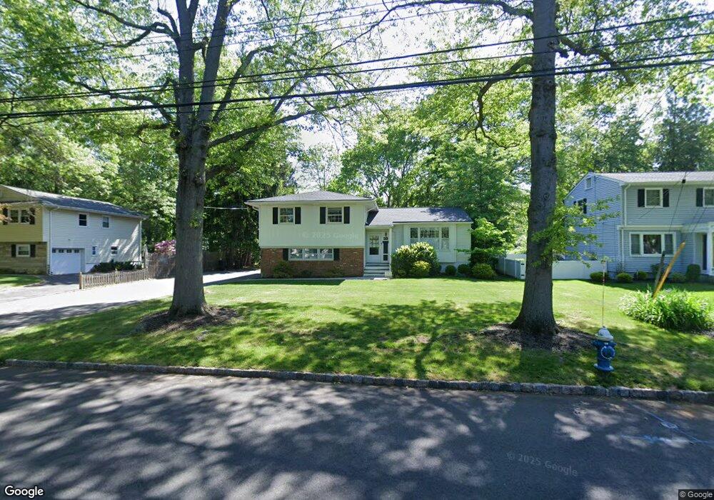 106 Brookside Dr, New Providence, NJ 07974 - photo 1