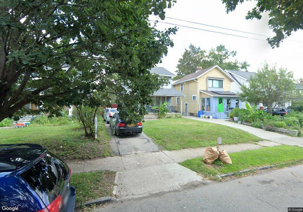 572 S Ogden Ave, Columbus, OH 43204 - photo 1