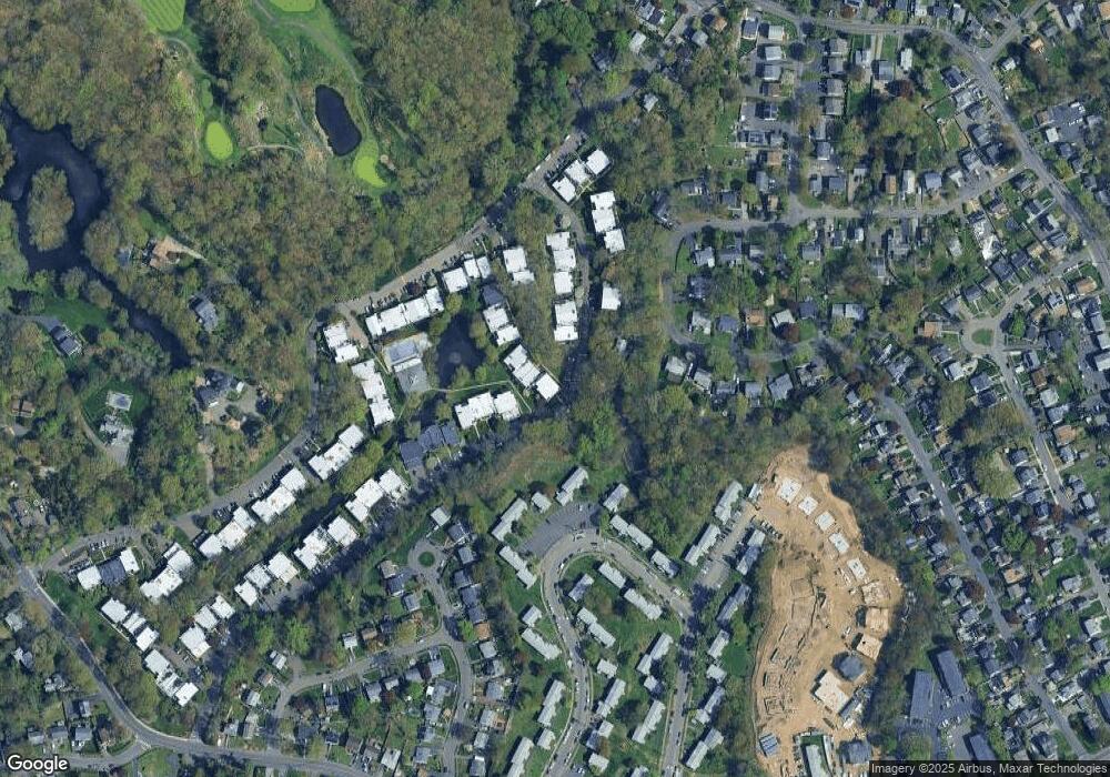 88 Ledgebrook Dr, Norwalk, CT 06854 - photo 1